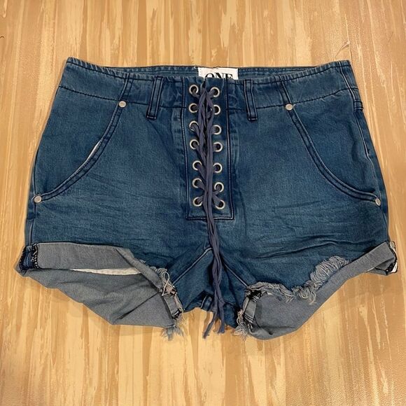 NWOT One Teaspoon Vixen Superfreaks Lace Up Low Waist Denim Shorts Festival 26 - Picture 3 of 13